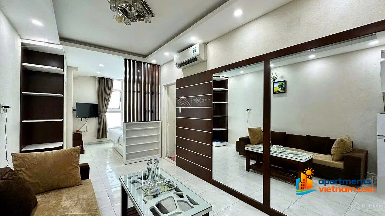 Quick sale of sea view apartment at Muong Thanh 60 - price 2.7 billion