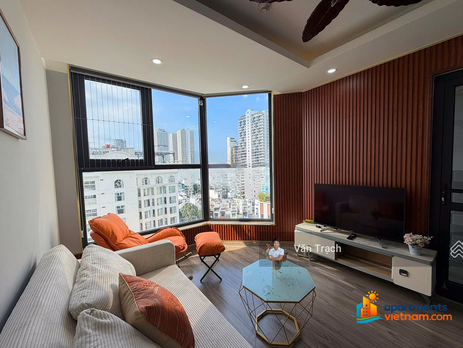 New fully furnished apartment for rent at HUD Building Nha Trang, 300m from the beach, move in immediately