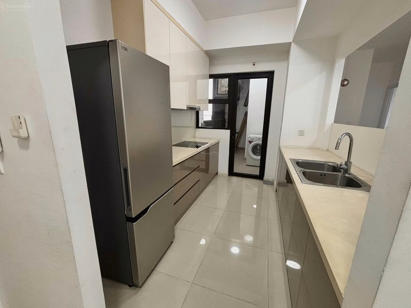 Quick rent apartment 2 bedrooms + 2 bathrooms layout 104m² - Price only 32 million/month - Move in immediately