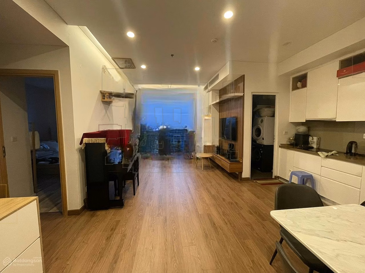 Sala urban area apartment for rent, super good price. Real home, real work. Beautifully furnished, move in immediately