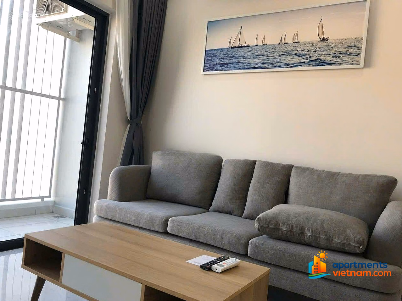 Hot! 1 bedroom apartment for rent, 70m2, 14 million at Horizon Building, Tran Quang Khai, District 1