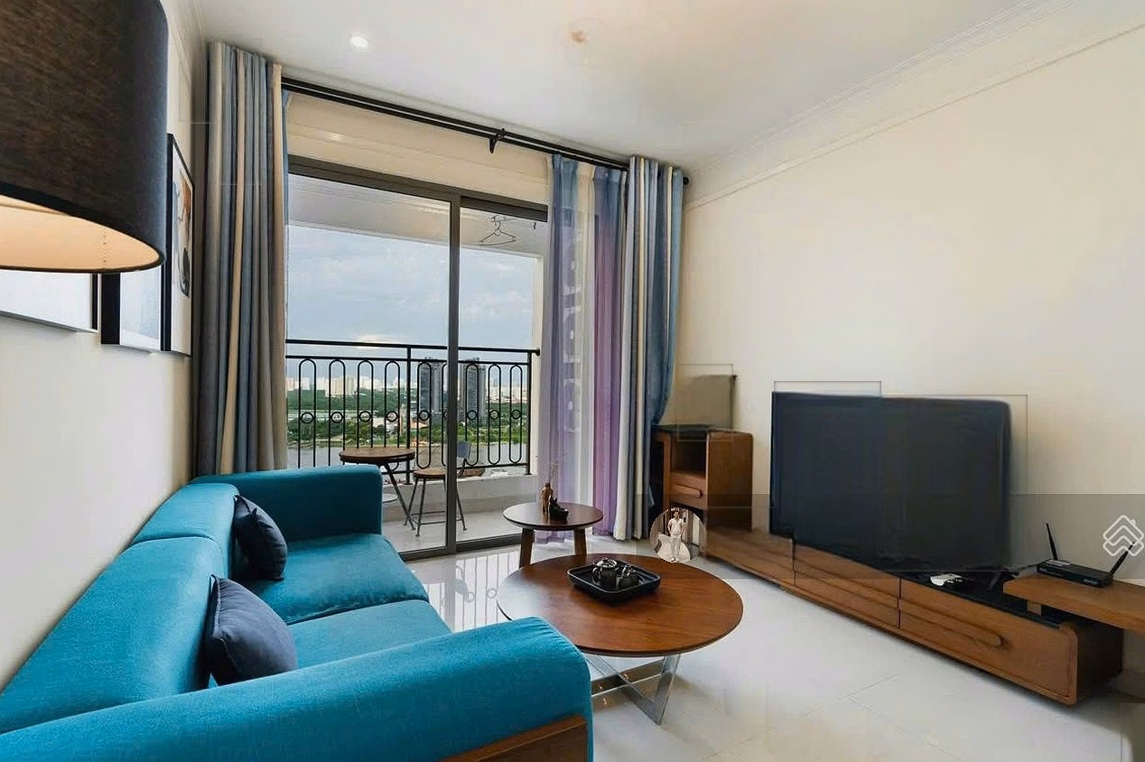 Rent Saigon Royal 2 bedroom 88m2 balcony with river view, Mong Bridge close to Ben Van Don District 4 close to District 1