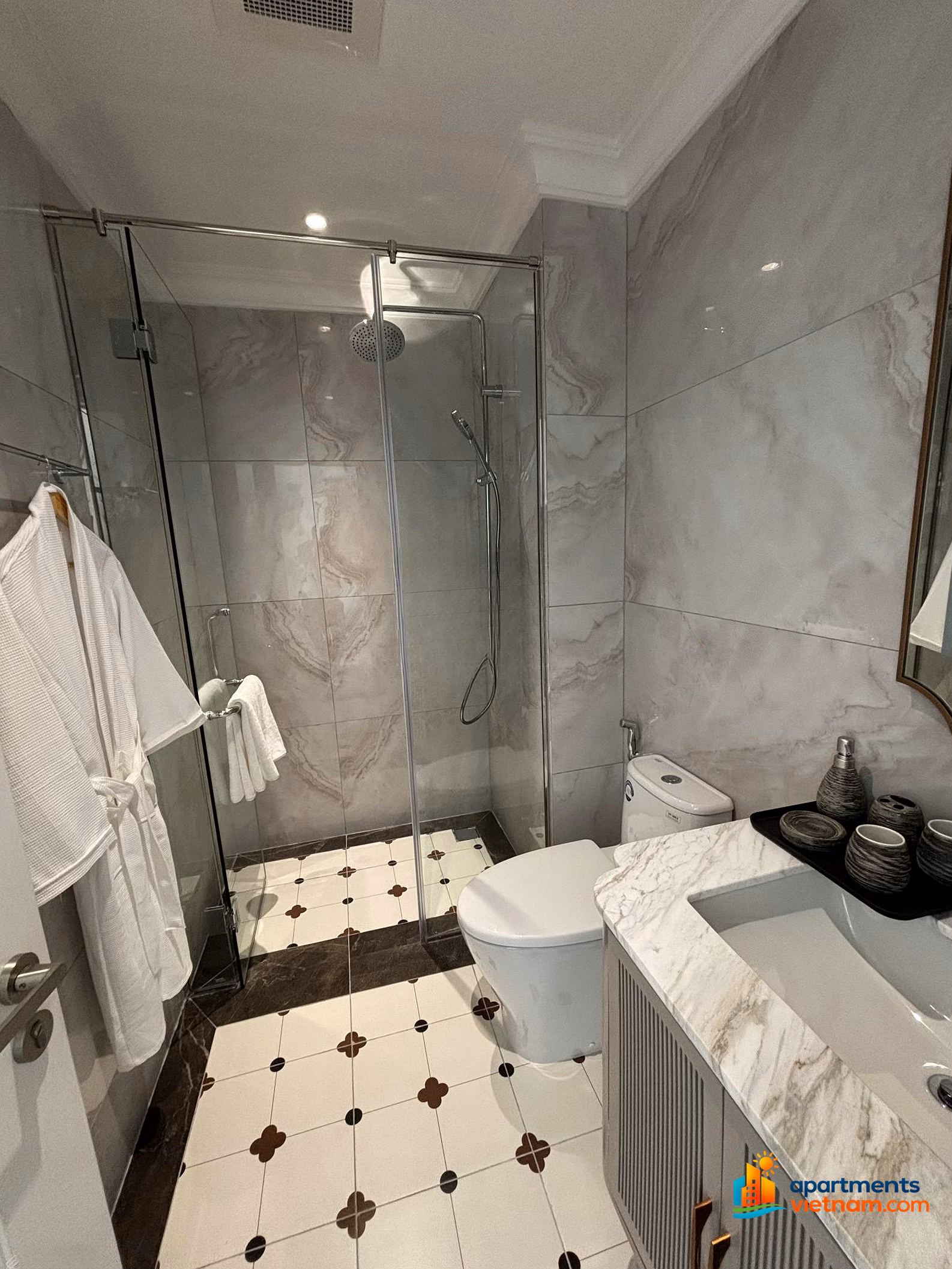 VIP apartment for rent 91m², 32 million/month, beautiful interior, full amenities