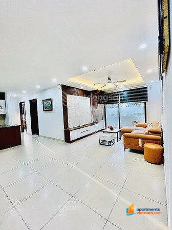 100m² 3-bedroom apartment for rent at FLC Complex 36 Pham Hung - 17 million/month*