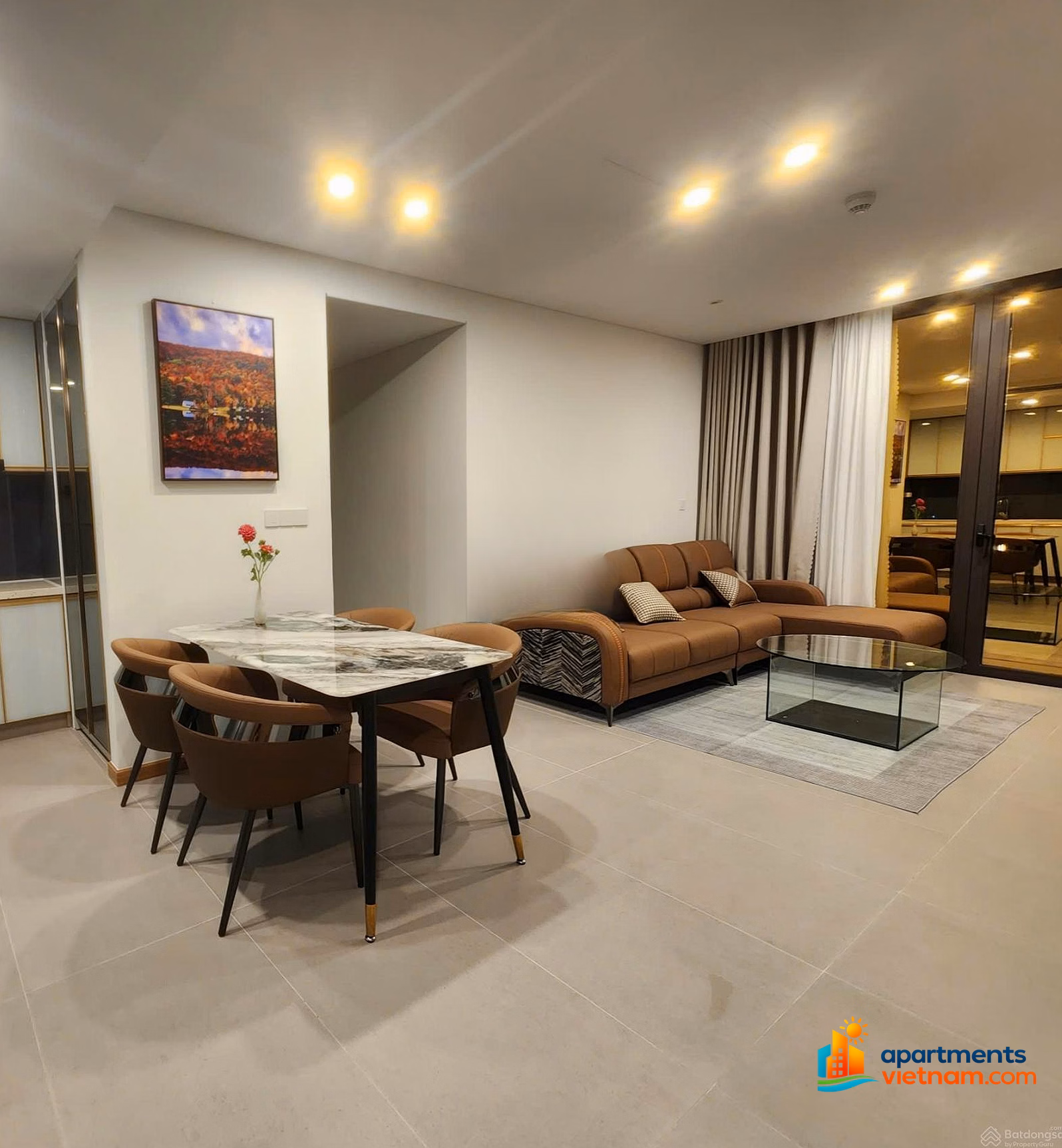 Beautiful apartment for rent, good price! 2 bedrooms, 2 bathrooms, fully furnished, swimming pool, gym, boxing, sauna