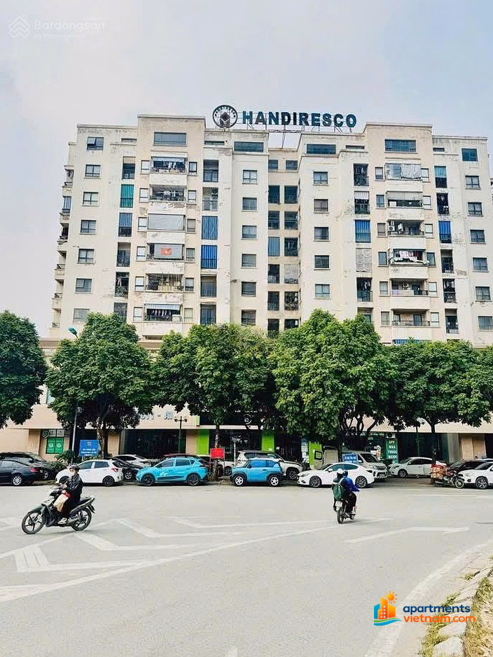 Owner | OCT5A Resco Co Nhue | 70m² | 2 bedrooms - 2 bathrooms | book available | There are car slots