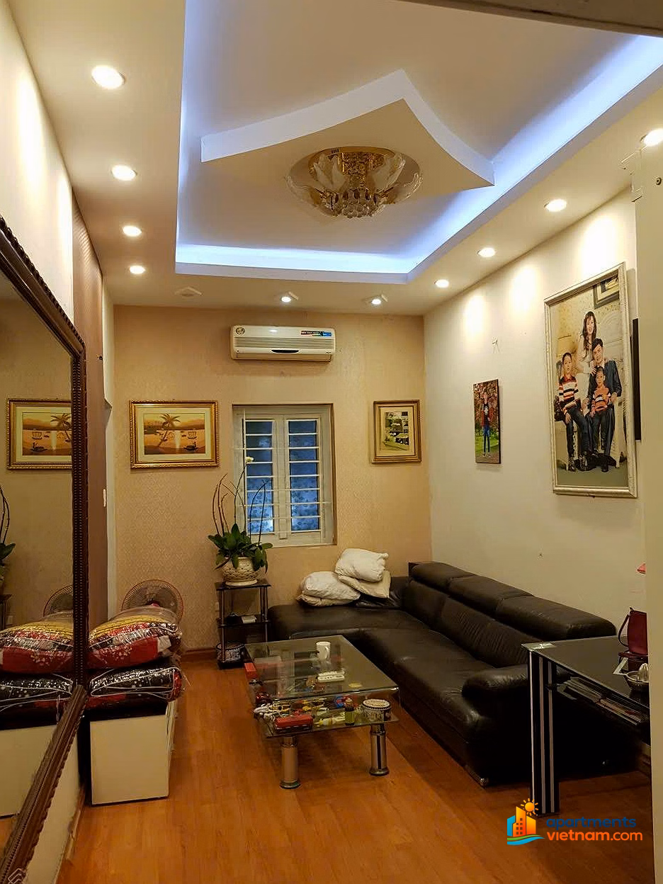 Apartment for rent in Khuong Thuong, Dong Da, 12 million, 120m2, reputable owner