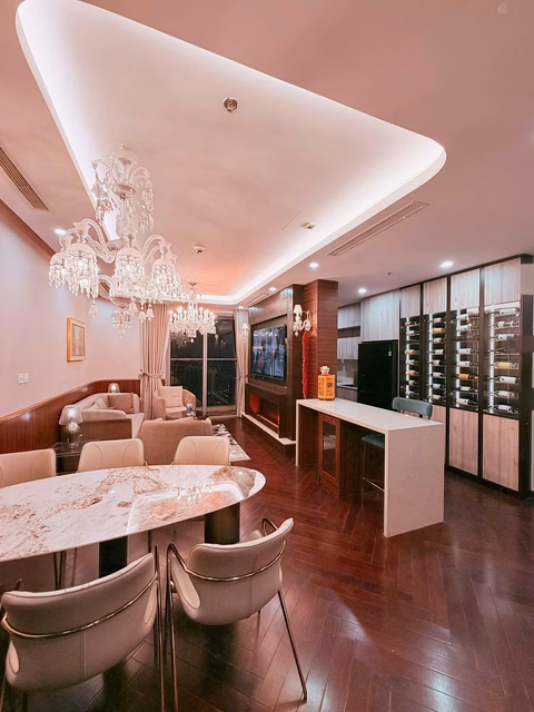 3-bedroom Park Hill corner apartment for rent with extremely high quality luxury furniture over 1.3 billion in Times City urban area