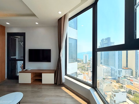 2 bedroom apartment for rent with sea view and fireworks view at HUD Building