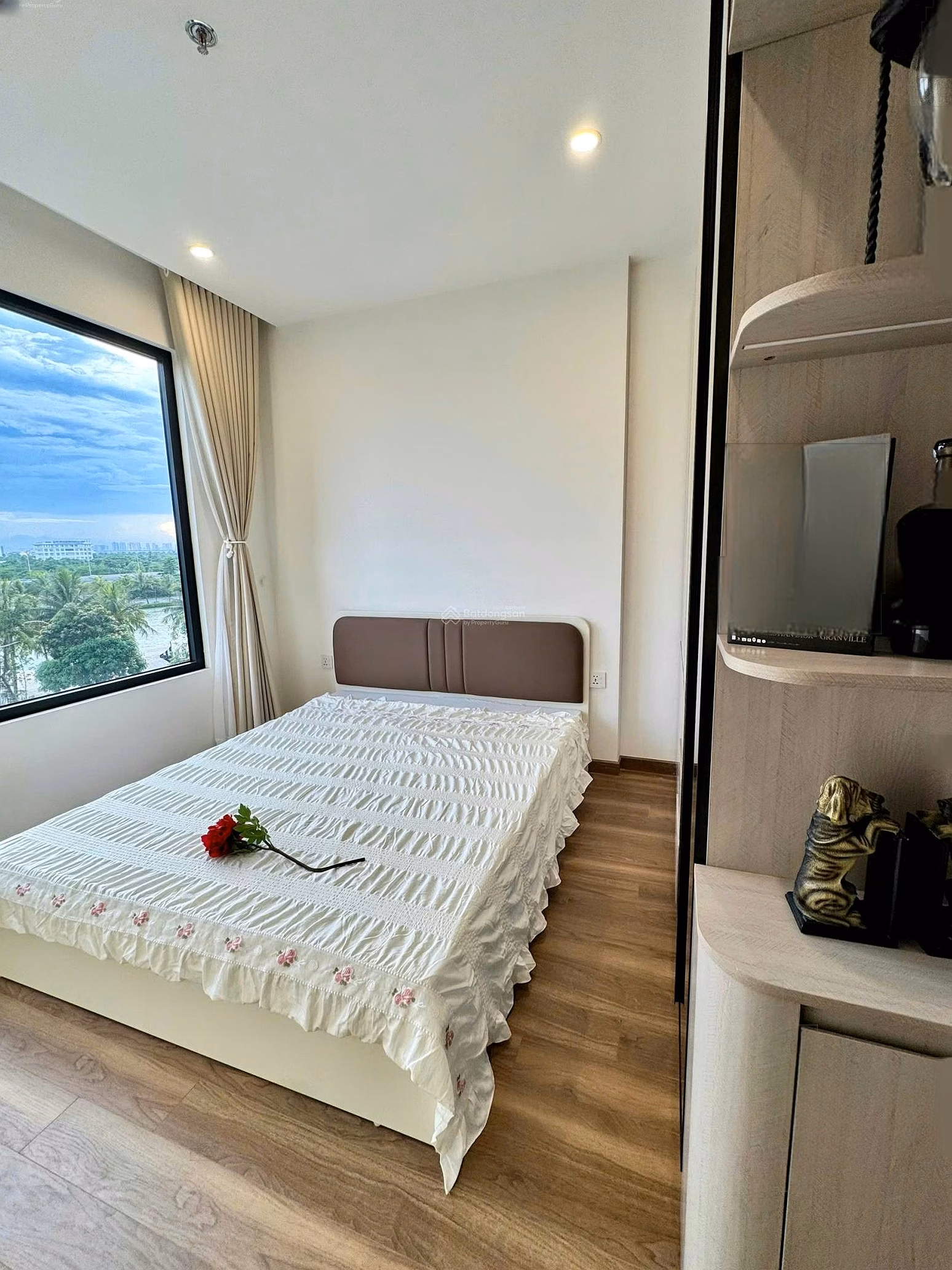 3 bedrooms, Zurich 3 building, fully furnished, just set up - 20 million, ready to move in immediately