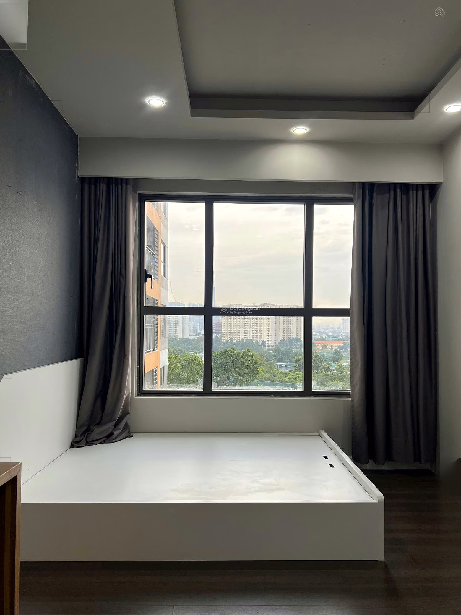2 bedrooms for rent with basic furniture, price 18 million/month, move in immediately***