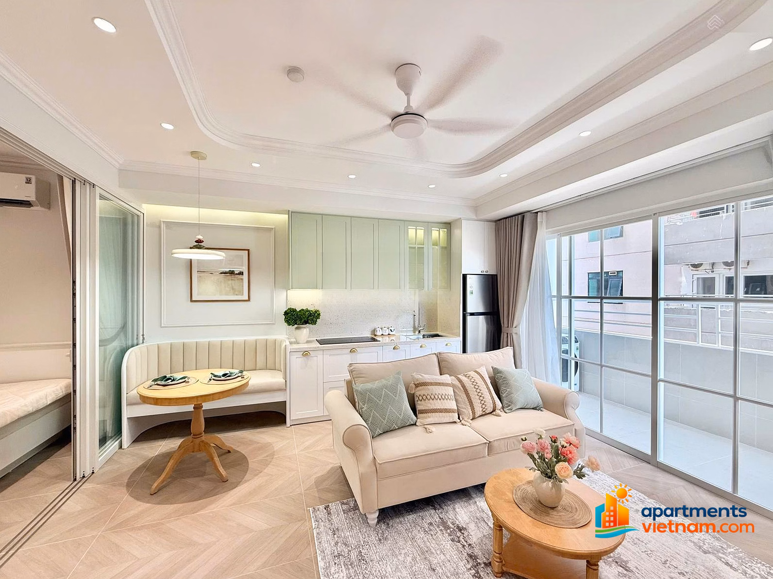 There are many 2-bedroom apartments in Muong Thanh Vien Trieu, Nha Trang, priced from only 3 billion