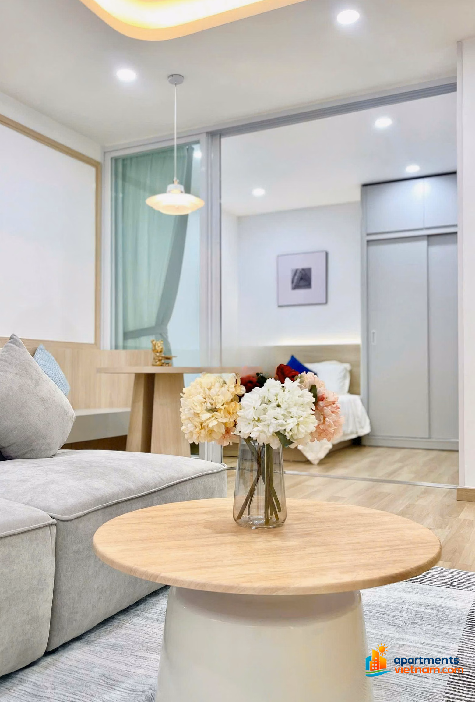 The owner is selling an apartment with a diagonal sea view, beautiful new furniture, rare item
