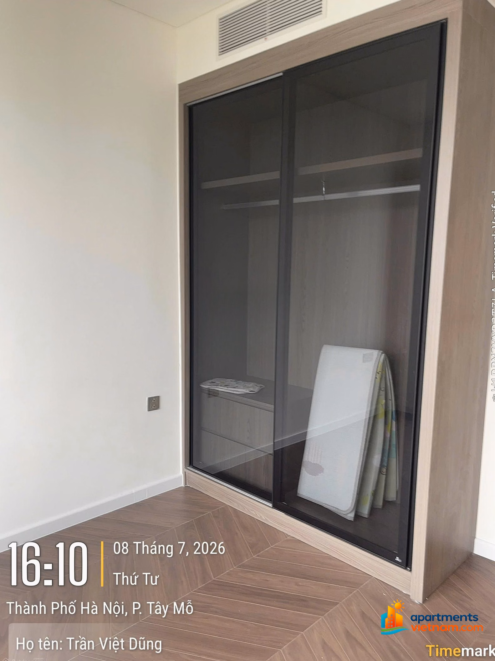 Luxury apartment for rent with 1 bedroom + 48m2 basic furniture, open view, free service for 3 years, price from only 9 million/month