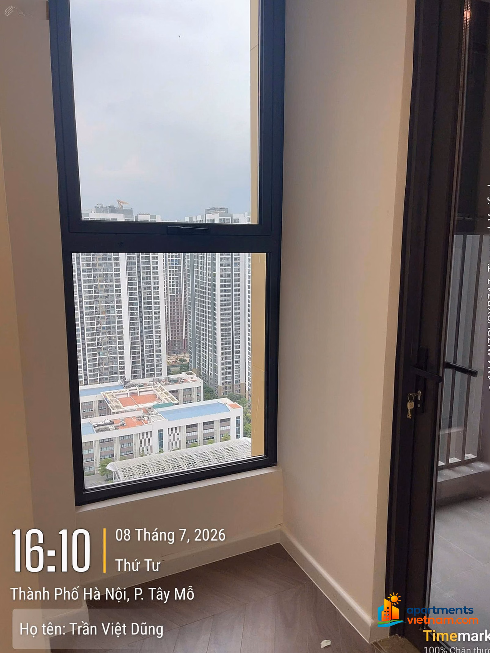 Luxury apartment for rent with 1 bedroom + 48m2 basic furniture, open view, free service for 3 years, price from only 9 million/month