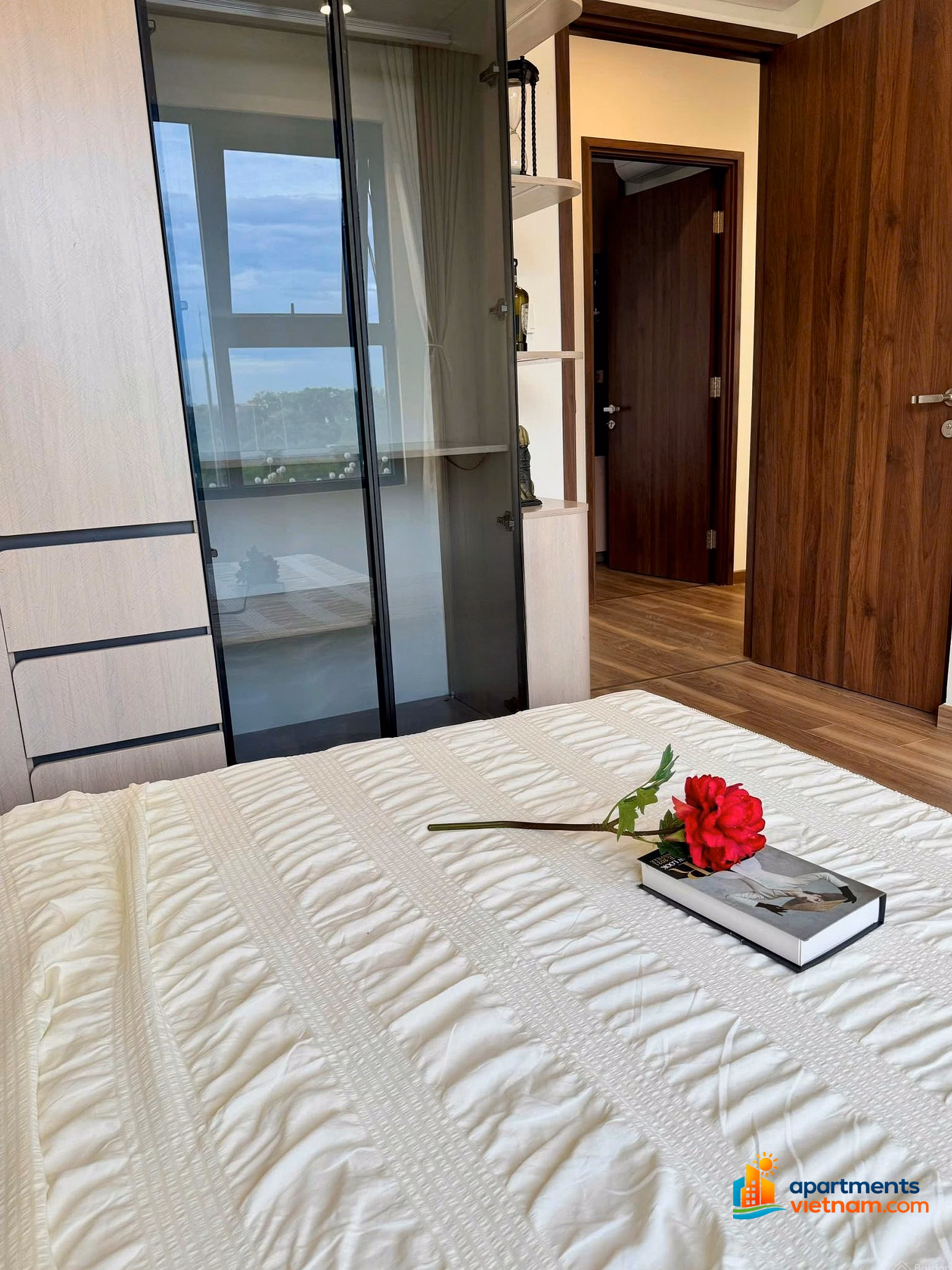 3 bedrooms, 100m2, Zurich building, beautiful new furniture, price 15 million/month, Ocean Park, 100% free brokerage