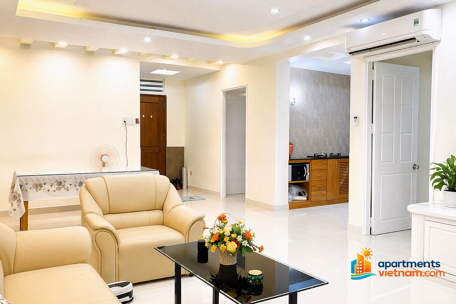 Owner needs to rent Vinh Diem Trung apartment 80m2 - fully furnished, very nice room, affordable price