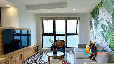 Apartment for rent on Nguyen Thien Thuat, 2 bedrooms, 2 bathrooms, 15 million