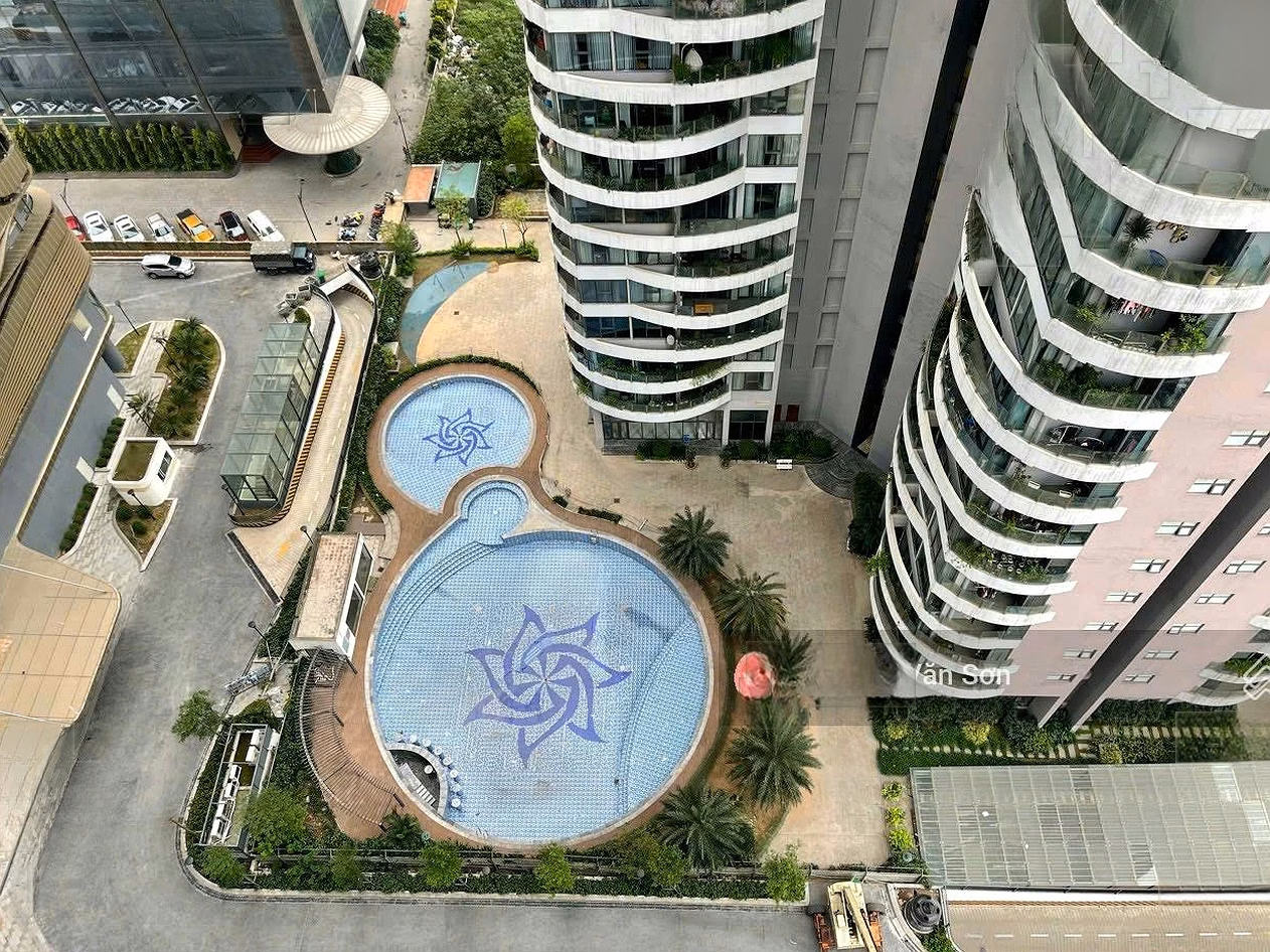 3 bedrooms, 2 bathrooms, 126m² wide, N01 - T7 Han Jardin, high-class Ngoai Giao Doan, air-conditioned lake view