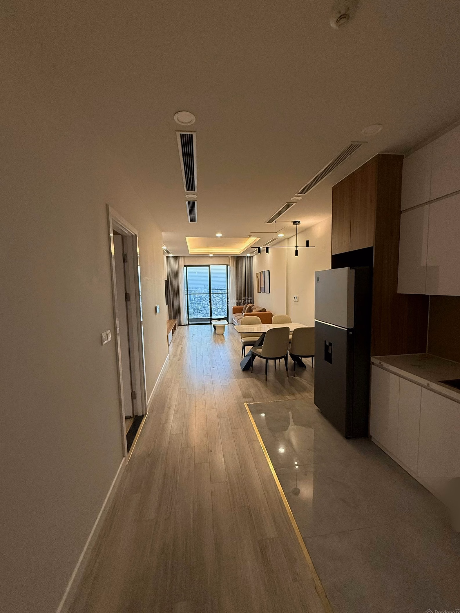 BRG 3 bedrooms for rent, full of beautiful, brand new furniture, very chill price only 24.5 million/month, with car slot***