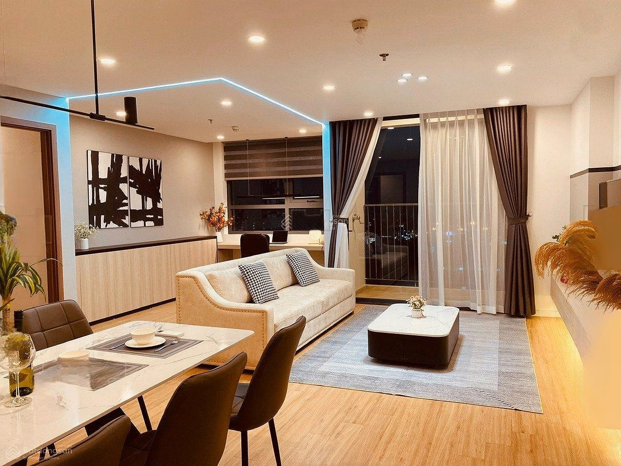 Rare: Beauty queen apartment for rent 120m2, 3 bedrooms, full at FLC 265, price 20 million/month***