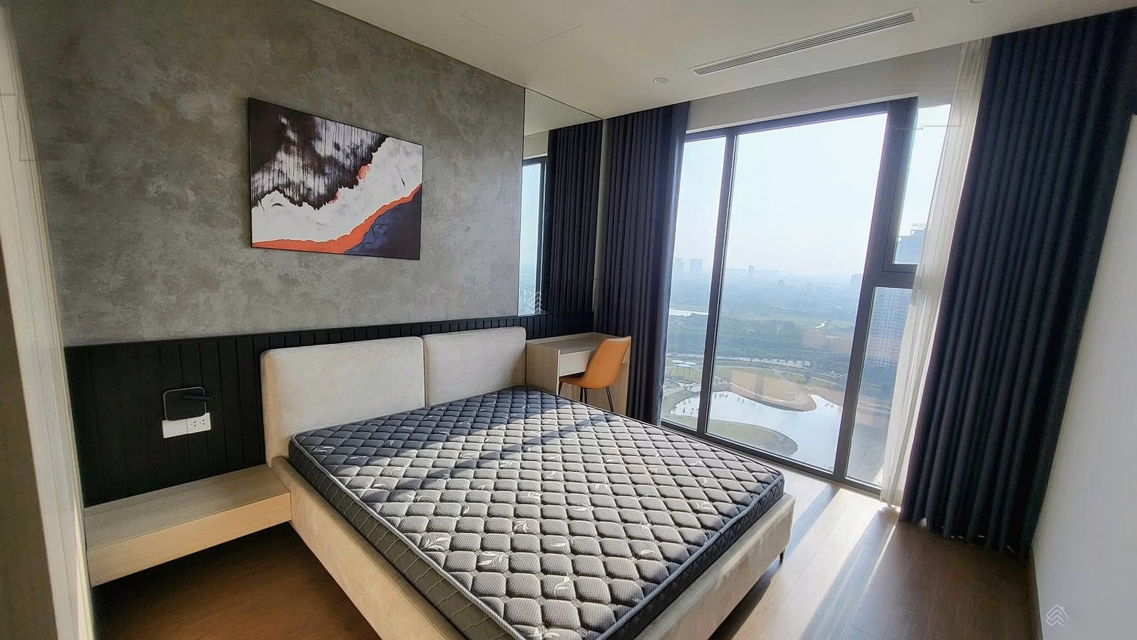 Rare: Golden Park apartment for rent, 200m2, 4 bedrooms, 3 bathrooms, full, price 36 million/month***