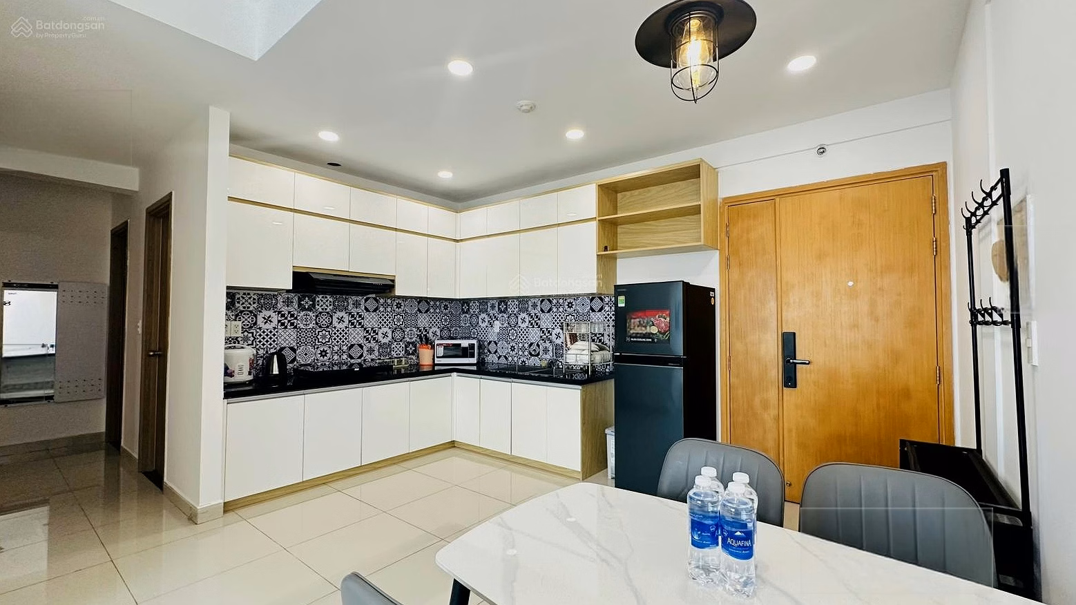 Specializing in renting Charmington La Pointe | Short term & long term | Studio - 1 Bedroom - 2 Bedrooms***