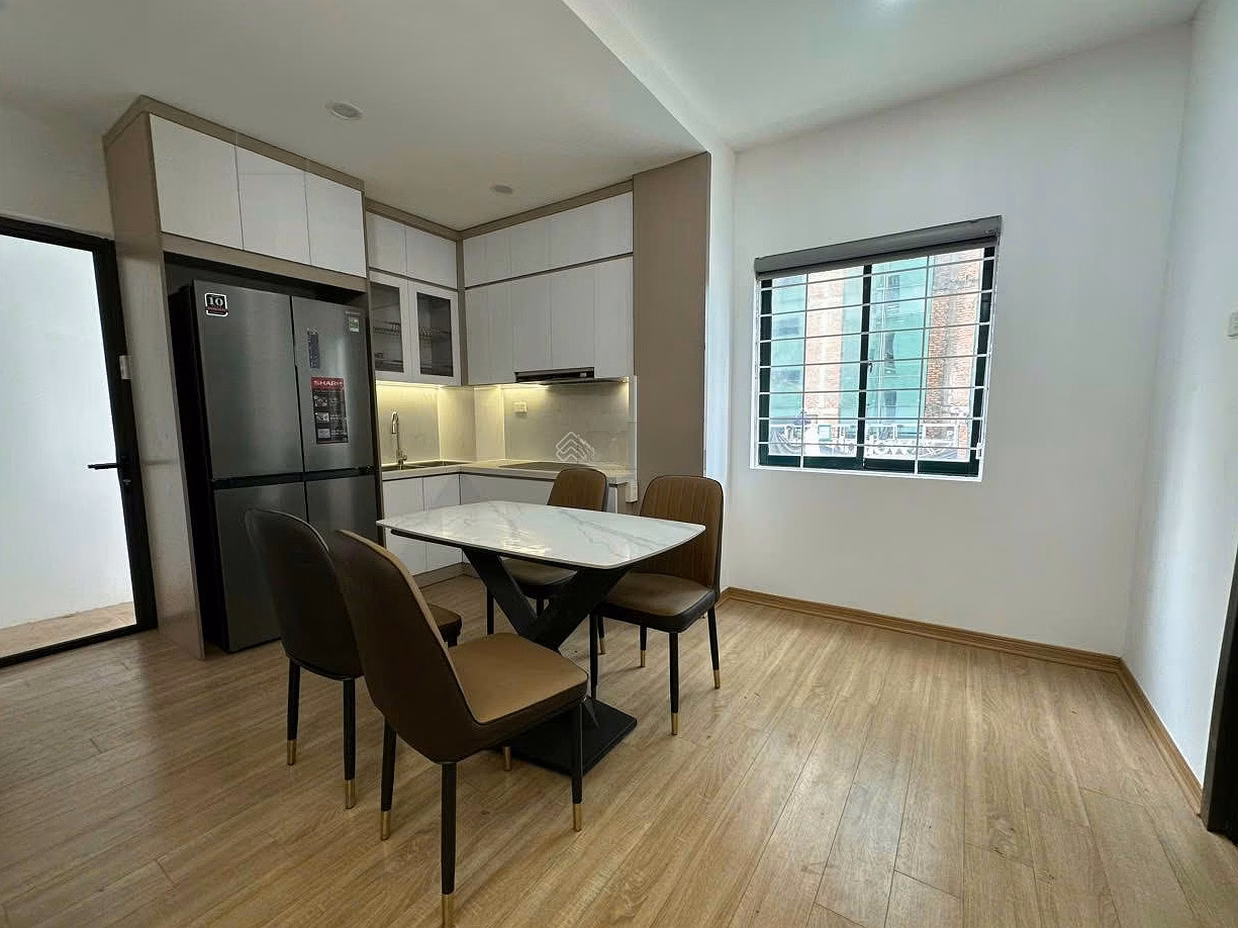 Selling 3 bedroom + 2 bathroom apartment in Me Tri Ha Urban Area, price 6.2 billion
