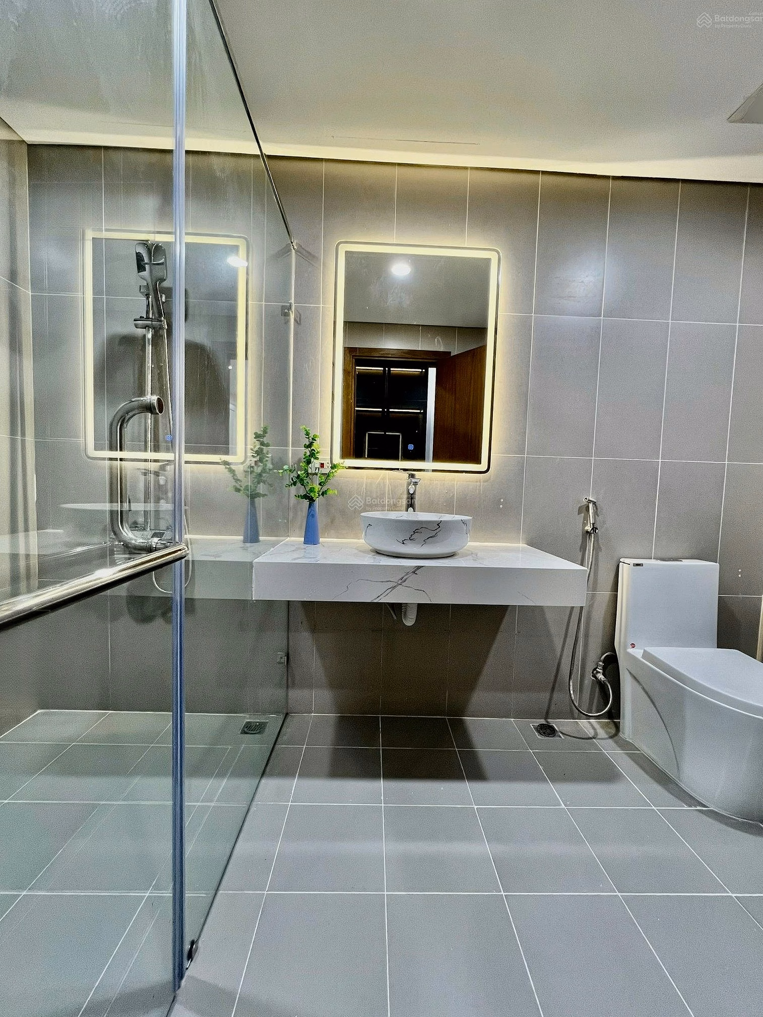 Fund of more than 20 apartments needs urgent liquidity at Goldmark City. Price from 5.7 billion. Ready book, bank support