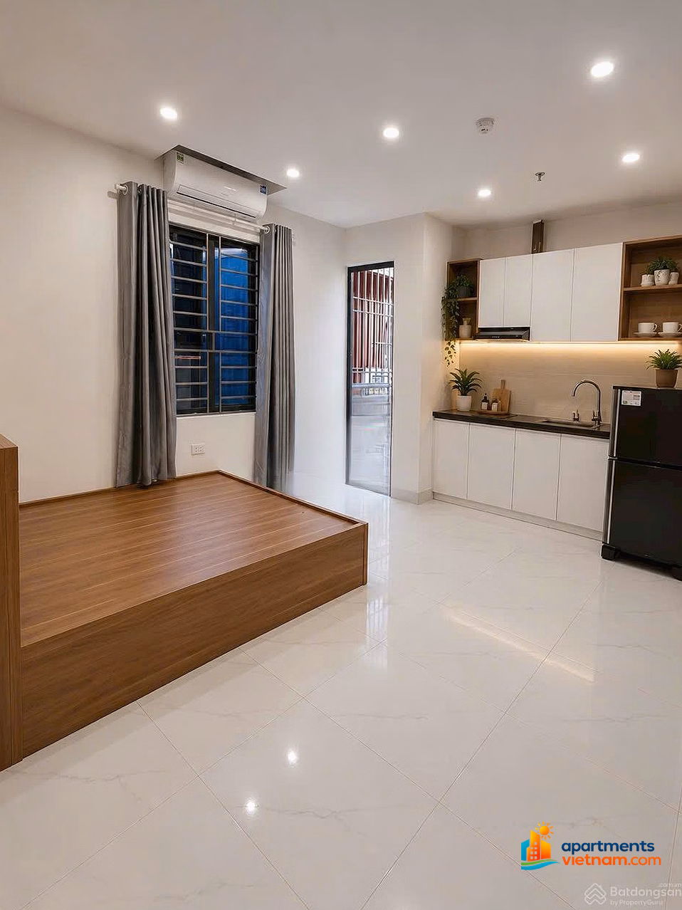 ROOM FOR RENT - LUXURY MINI APARTMENT XUAN LA, TAY HO, HANOI * Address: 24C alley 38/37 street