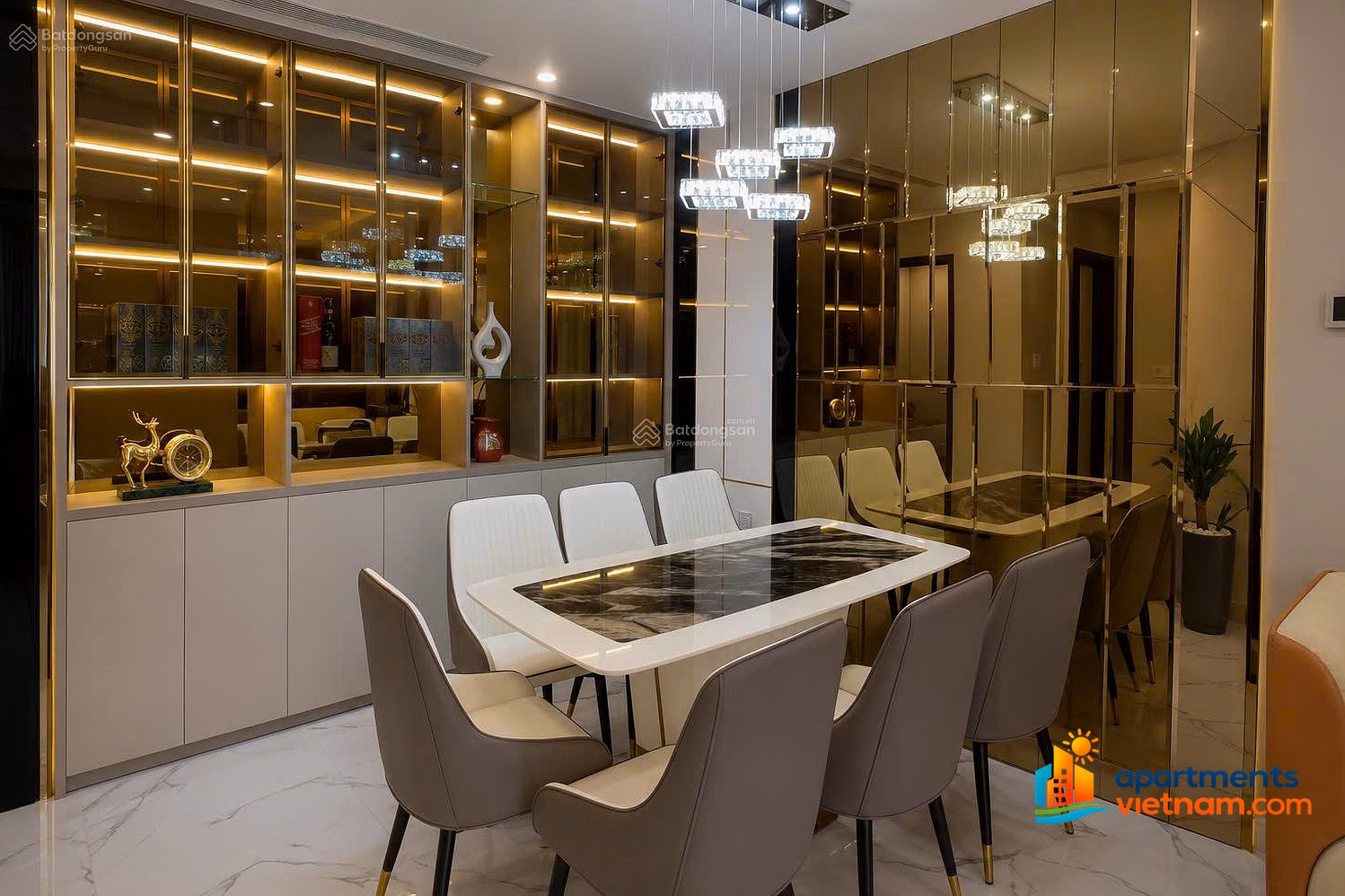 Manh is managing 30 apartments for rent in Sunshine City, move in now