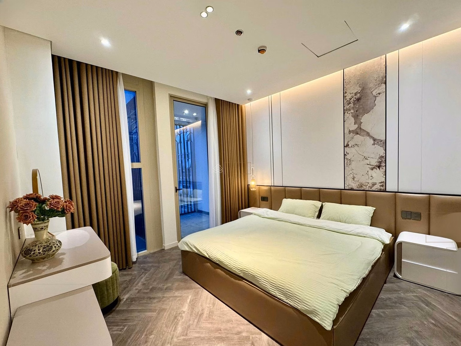 Rental management of 100% The Park Home apartment 120m2, price 18 million/month***