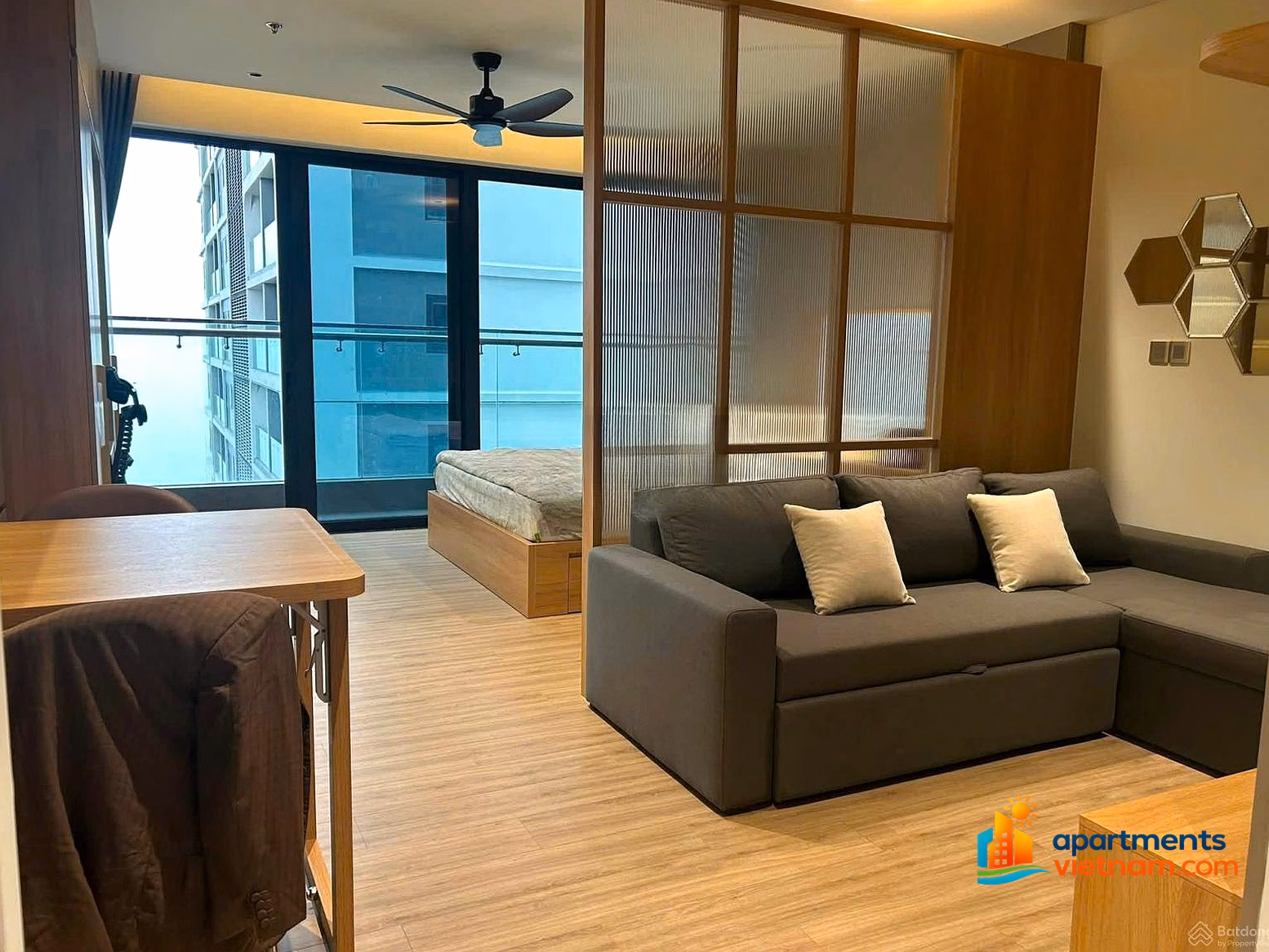 LUXURY STUDIO APARTMENT - NEAR MY KHE BEACH Location: Vo Nguyen Giap Da Nang_ Fully furnished