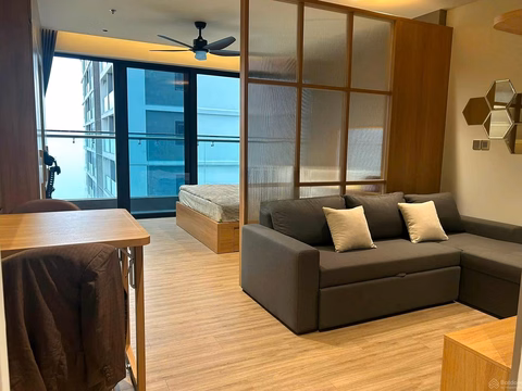 LUXURY STUDIO APARTMENT - NEAR MY KHE BEACH Location: Vo Nguyen Giap Da Nang_ Fully furnished.