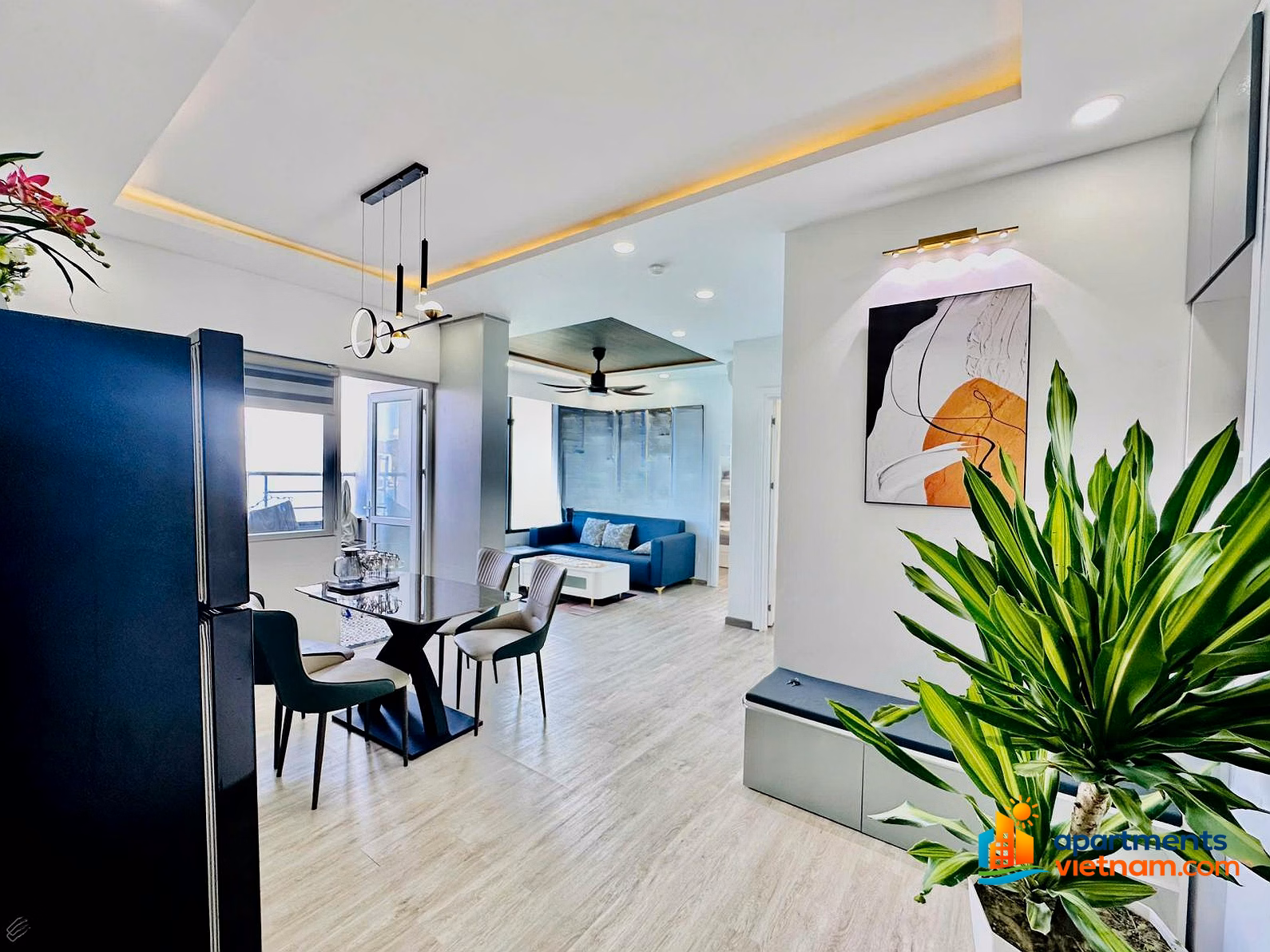 Nha Trang vacation, 2-bedroom apartment with sea view near Hon Chong