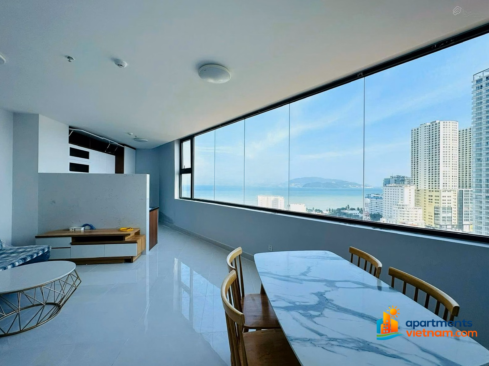 Selling Dqua Nha Trang apartment for only 3.3 billion, available rental contract 13 million/month, ready red book, high floor