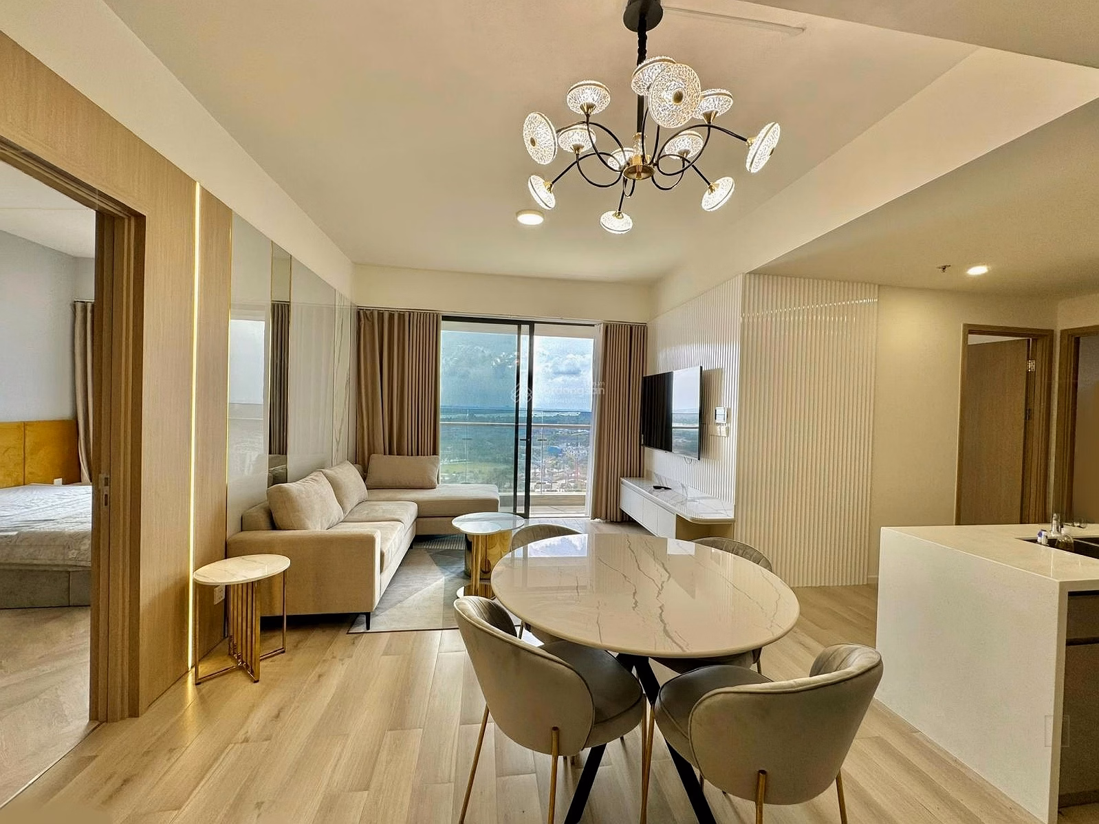 3 bedrooms for rent with full furniture Luxury direct view of 36ha park for only 24 million at Masteri Vinhome District 9