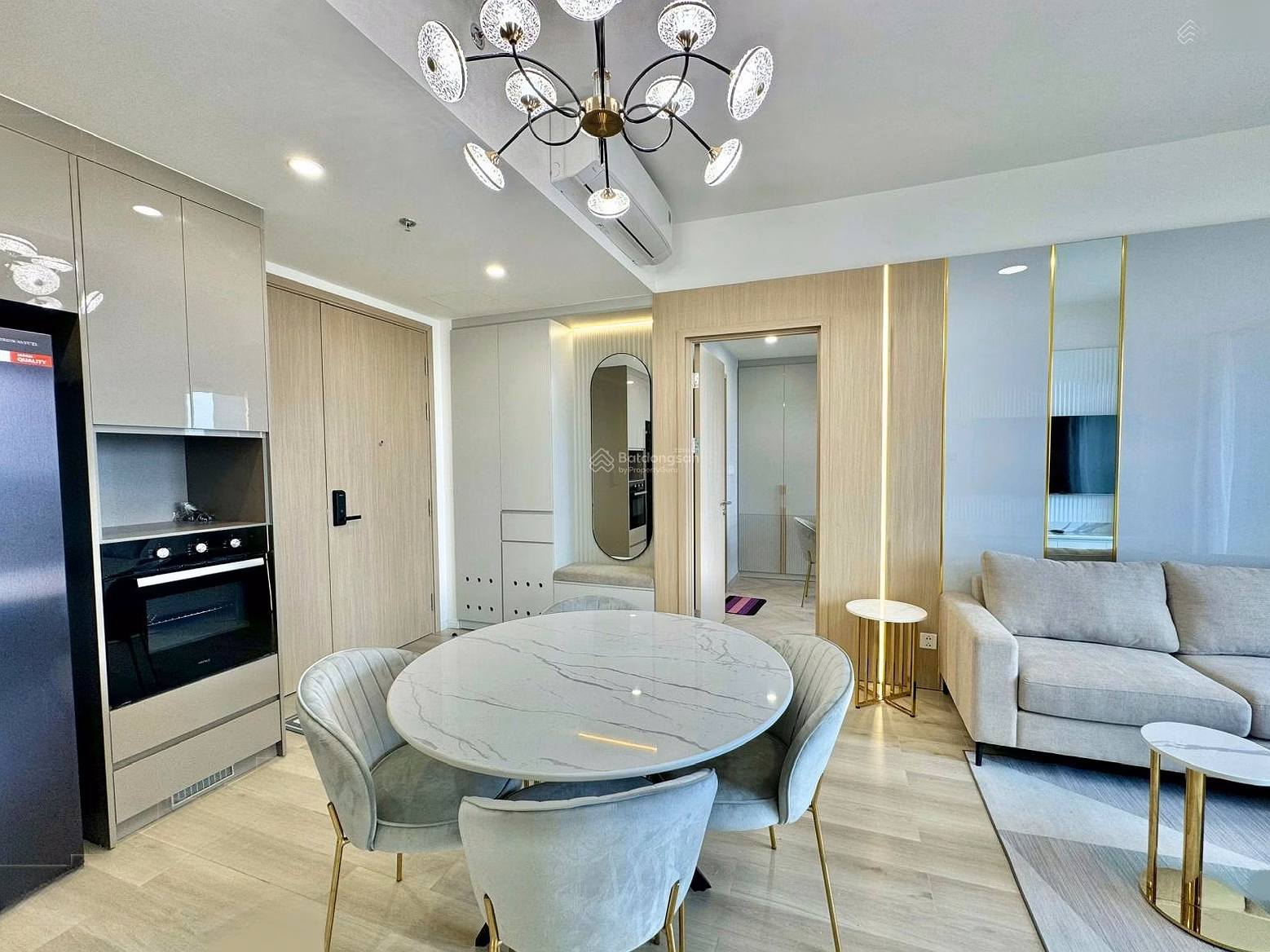 3 bedrooms for rent with full furniture Luxury direct view of 36ha park for only 24 million at Masteri Vinhome District 9