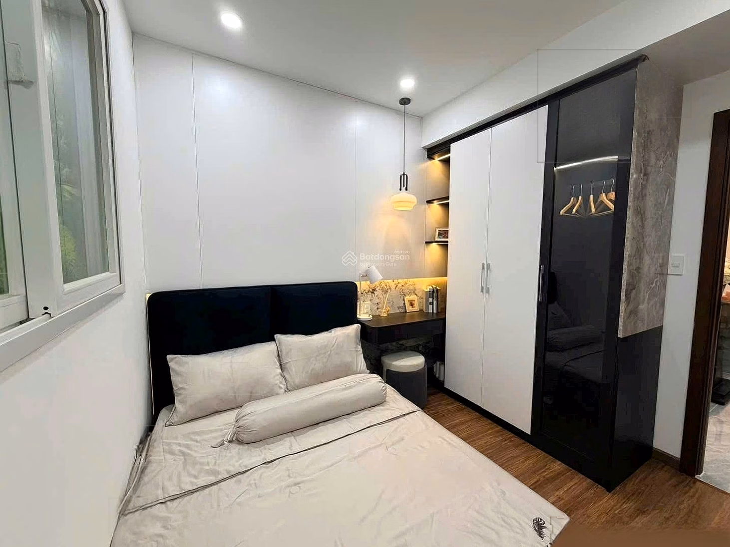 Binh Tan 2-bedroom apartment only 1.9 billion, fully furnished, is this a joke?