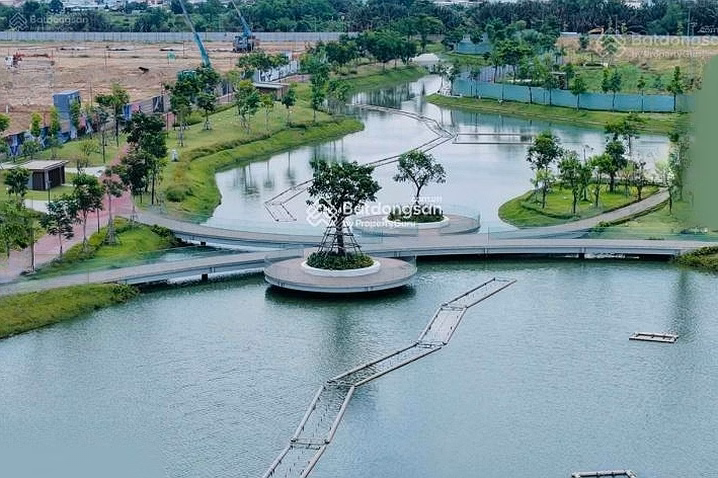 Open for sale CT5 subdivision of Masteri Park Place apartment right on the musical canal, 12% discount***