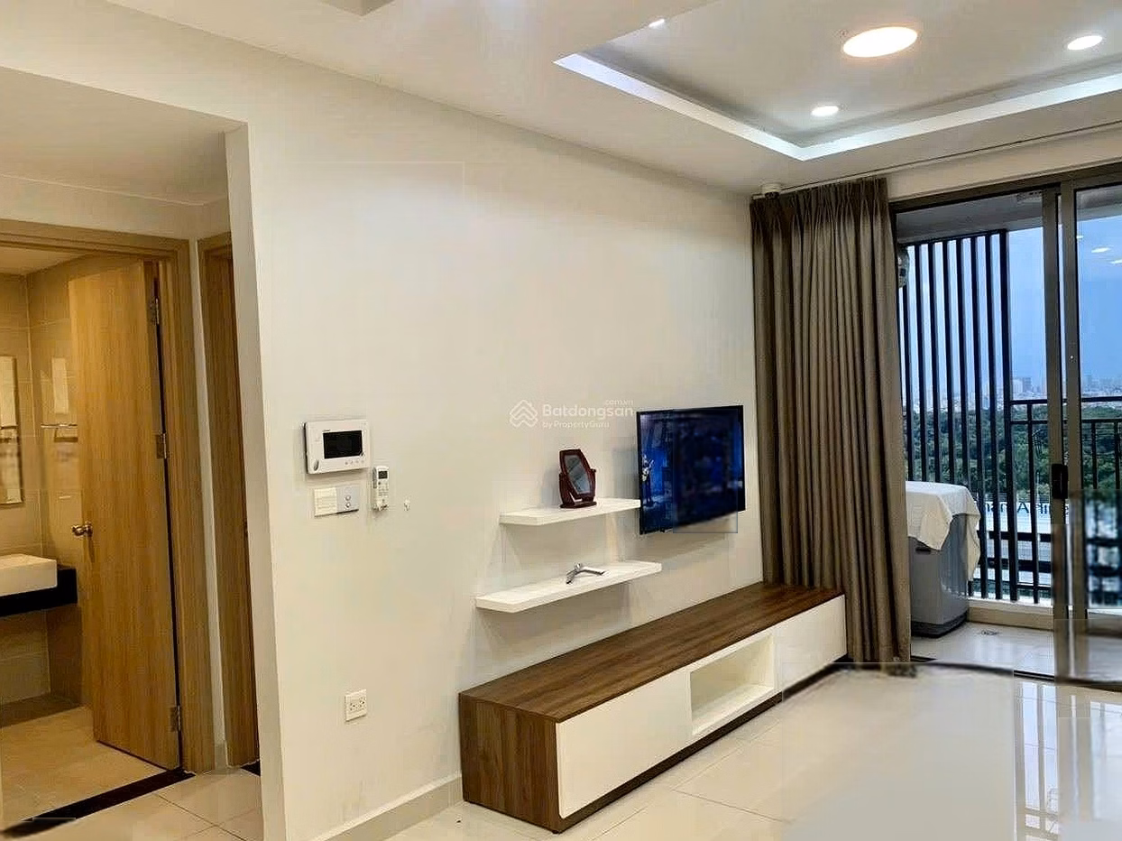 Apartment for rent at Botanica Premier, beautiful house at good price. Call me now: 0379 944 *** call/