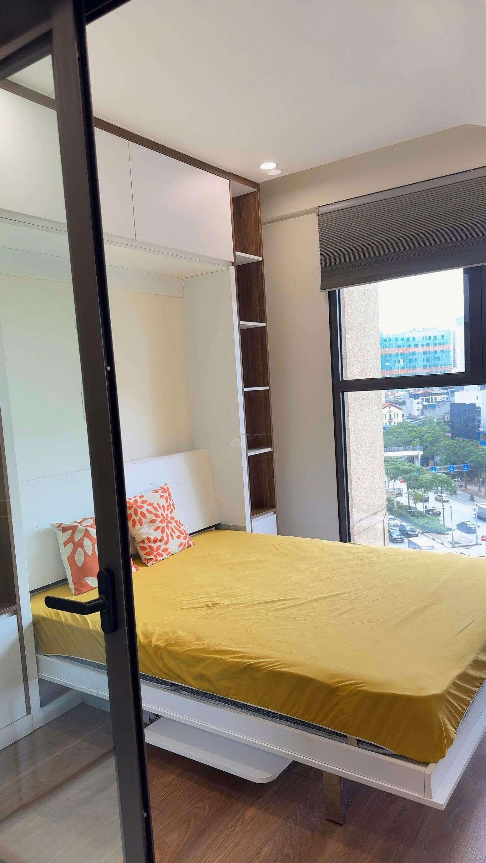 Need to rent luxury studio apartment at D. El Dorado - Tay Ho - price 11 million/month***