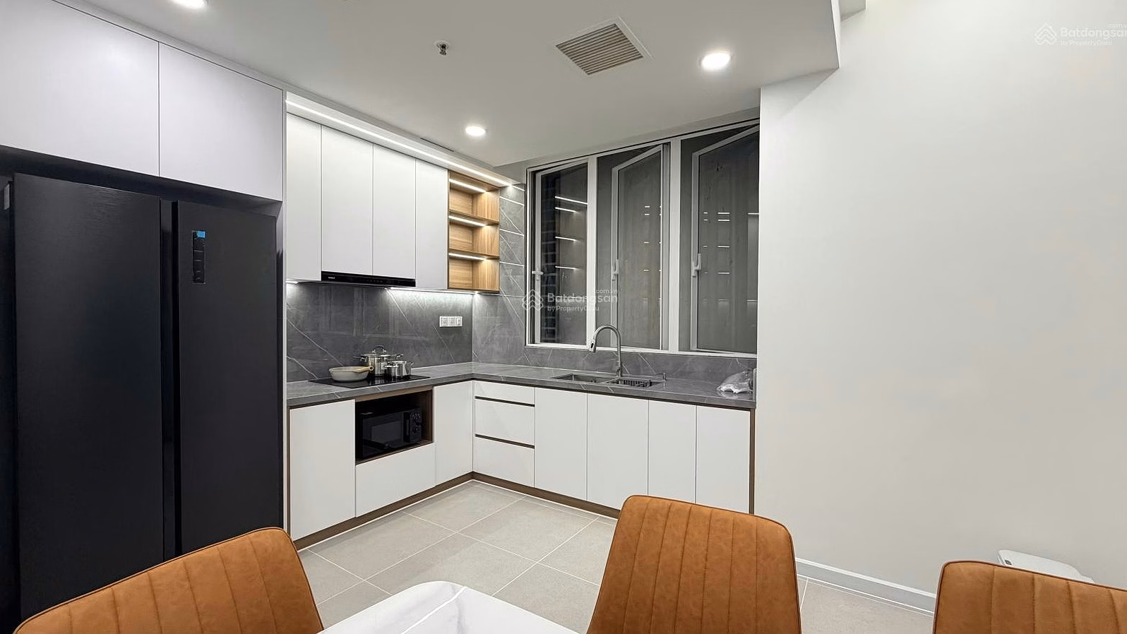 Sunrise City South 3 bedrooms for rent, available 24/7