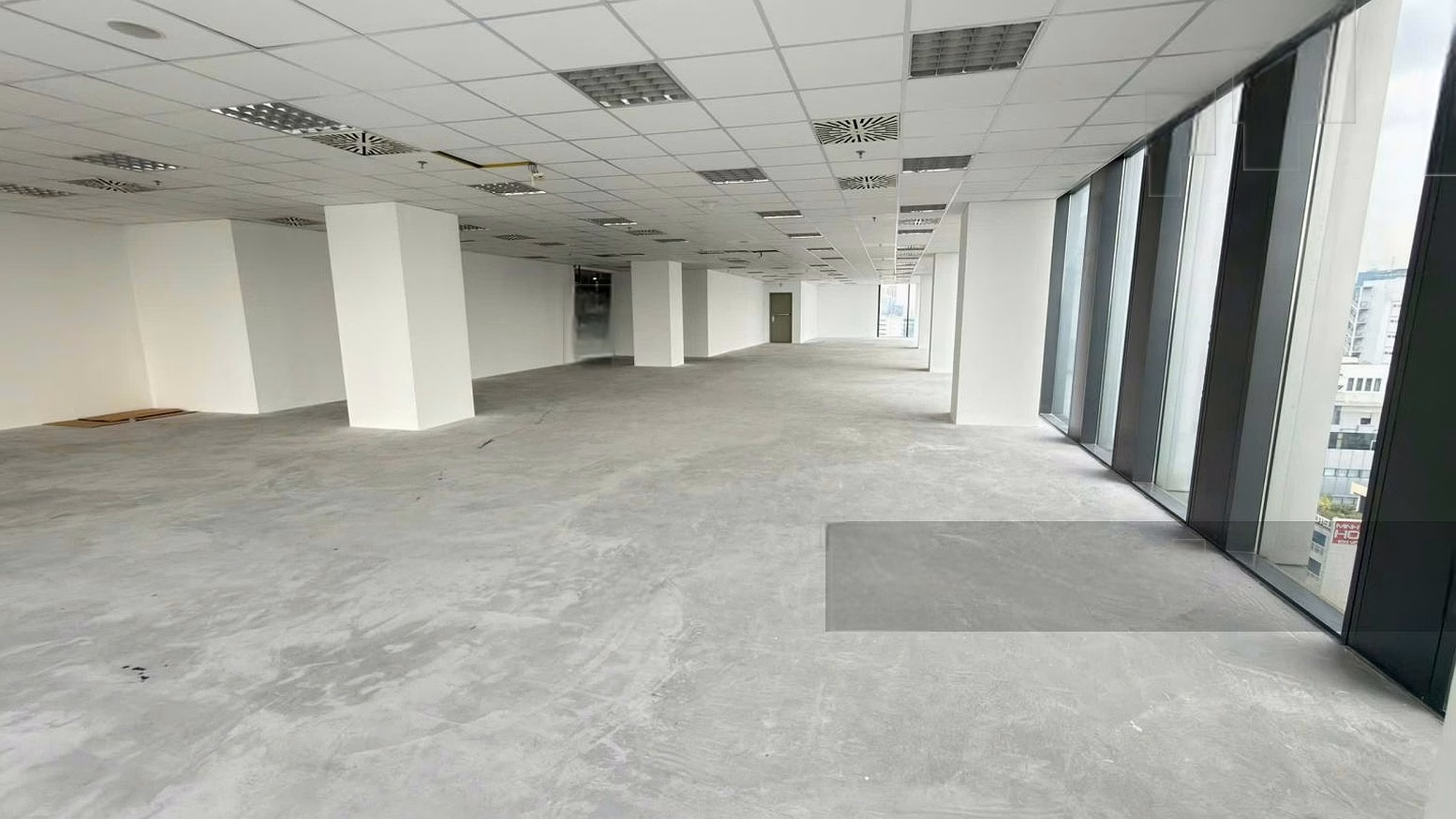 Enhance your brand with 719m2 of class A office space at Lim Tower 2