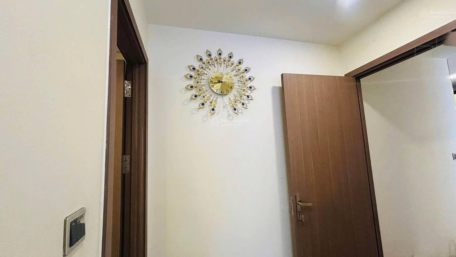 Shock sale during the week 2 bedrooms 89m2 Vinhomes Central Park river view