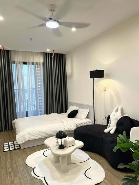 Studio apartment for rent by owner with good price in Vinhomes Ocean Park 5 million/month (100% free brokerage)