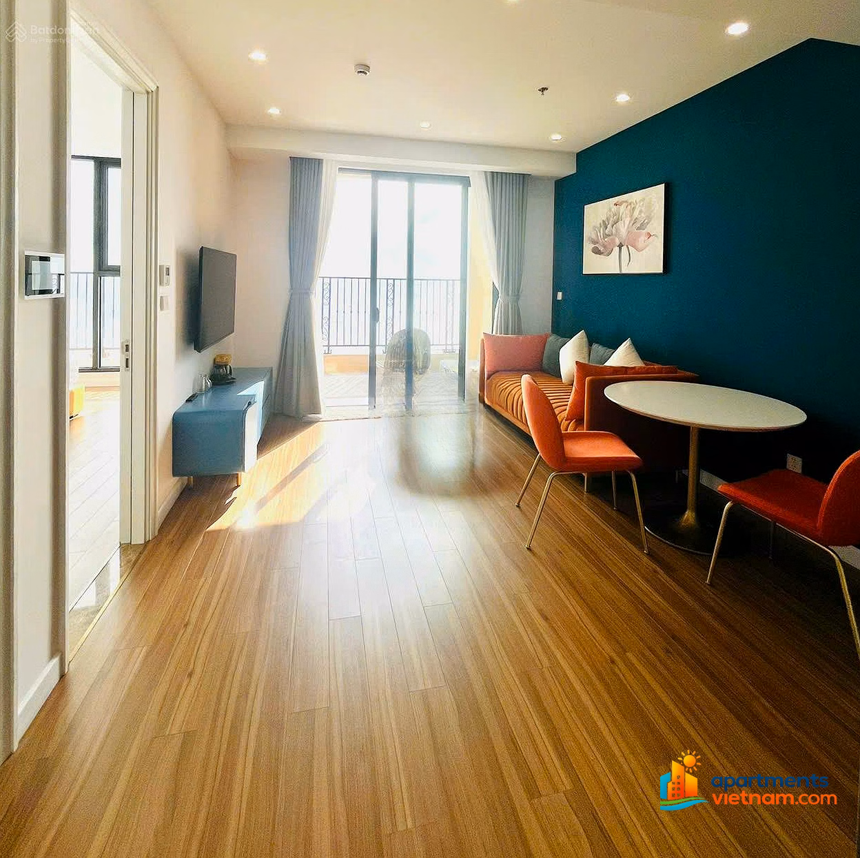 Cut losses of more than 1.8 billion - 1 bedroom with direct sea view - Full view of fireworks & shows - Instant cash flow