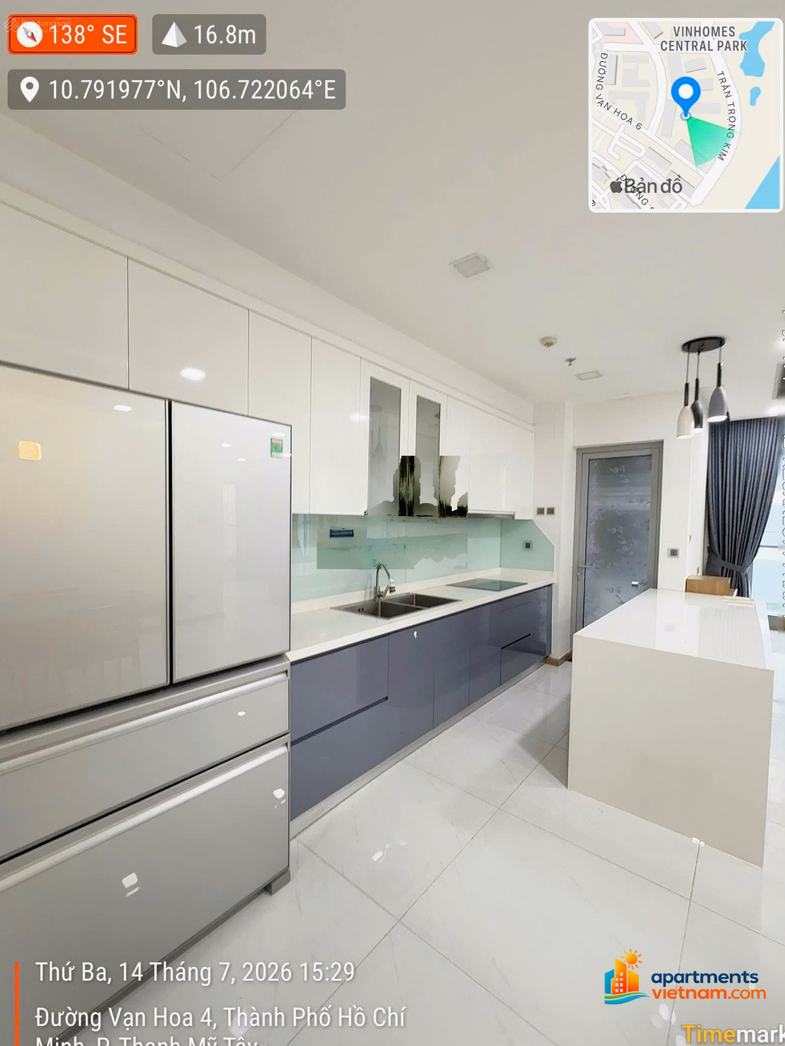 Rarely selling 3-bedroom apartment Vinhomes Central Park - Park 3 - beautiful house fully furnished - good price only 13.6 billion