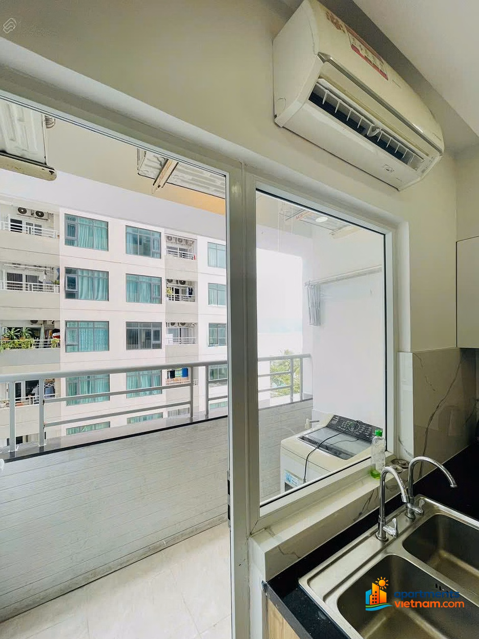 APARTMENT FOR RENT SIDE SEA VIEW FLOOR 5, APARTMENT 06 OC2B BUILDING MUONG THANH VIEN TRIEU - LE TAI REAL ESTATE