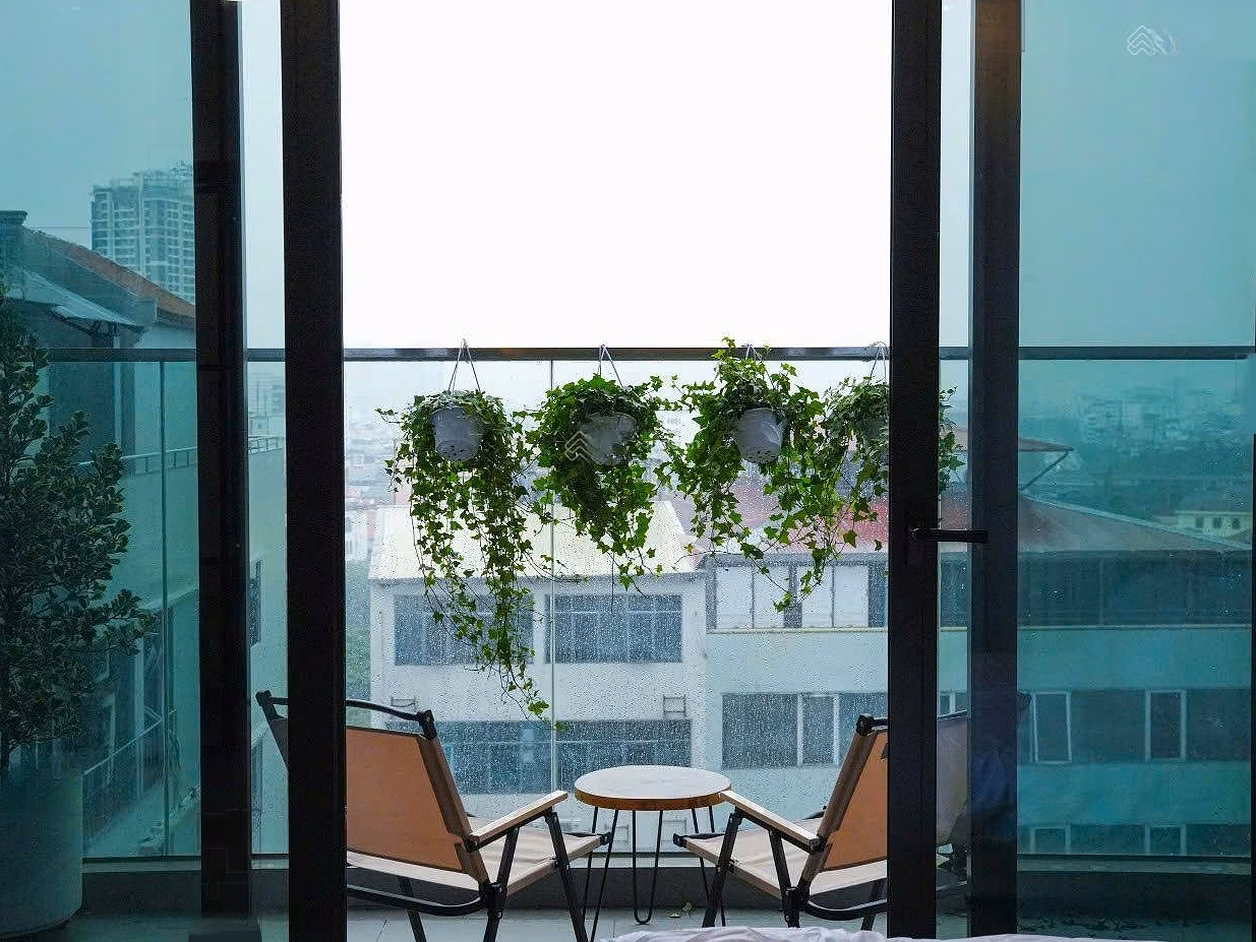 Super hot! Studio apartment for rent in Lancaster, Lang street, 45m2, fully furnished, good price, ready to move in!